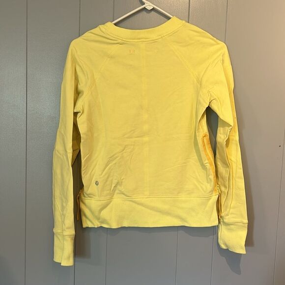 Lululemon Yellow Side Zips Crew Size 4 - Picture 2 of 2